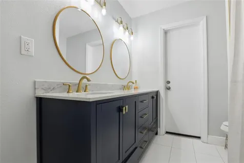 5311 Jennifer Place Orlando FL 32807