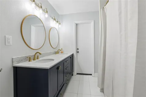 5311 Jennifer Place Orlando FL 32807