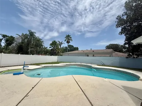 5311 Jennifer Place Orlando FL 32807