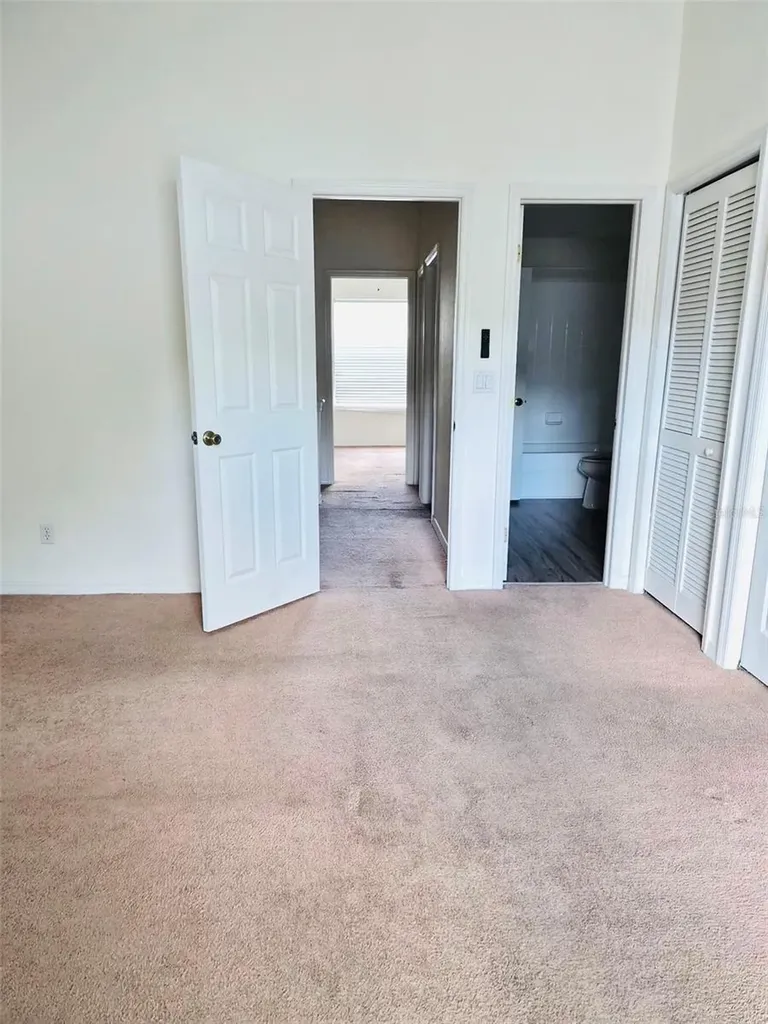 4352 Har Paul Circle Tampa FL 33614