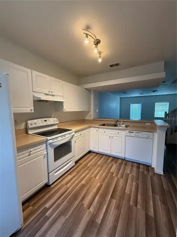 4352 Har Paul Circle Tampa FL 33614