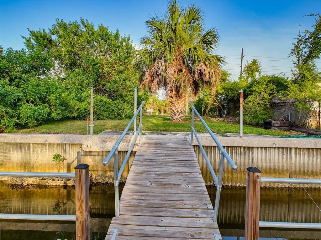 14905 Old Dixie Highway Hudson FL 34667