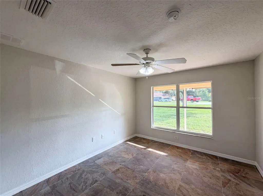 314 Dupont Circle Howey In The Hills FL 34737