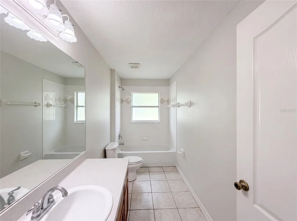 314 Dupont Circle Howey In The Hills FL 34737