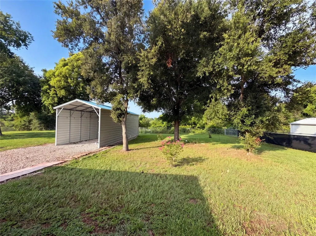 314 Dupont Circle Howey In The Hills FL 34737