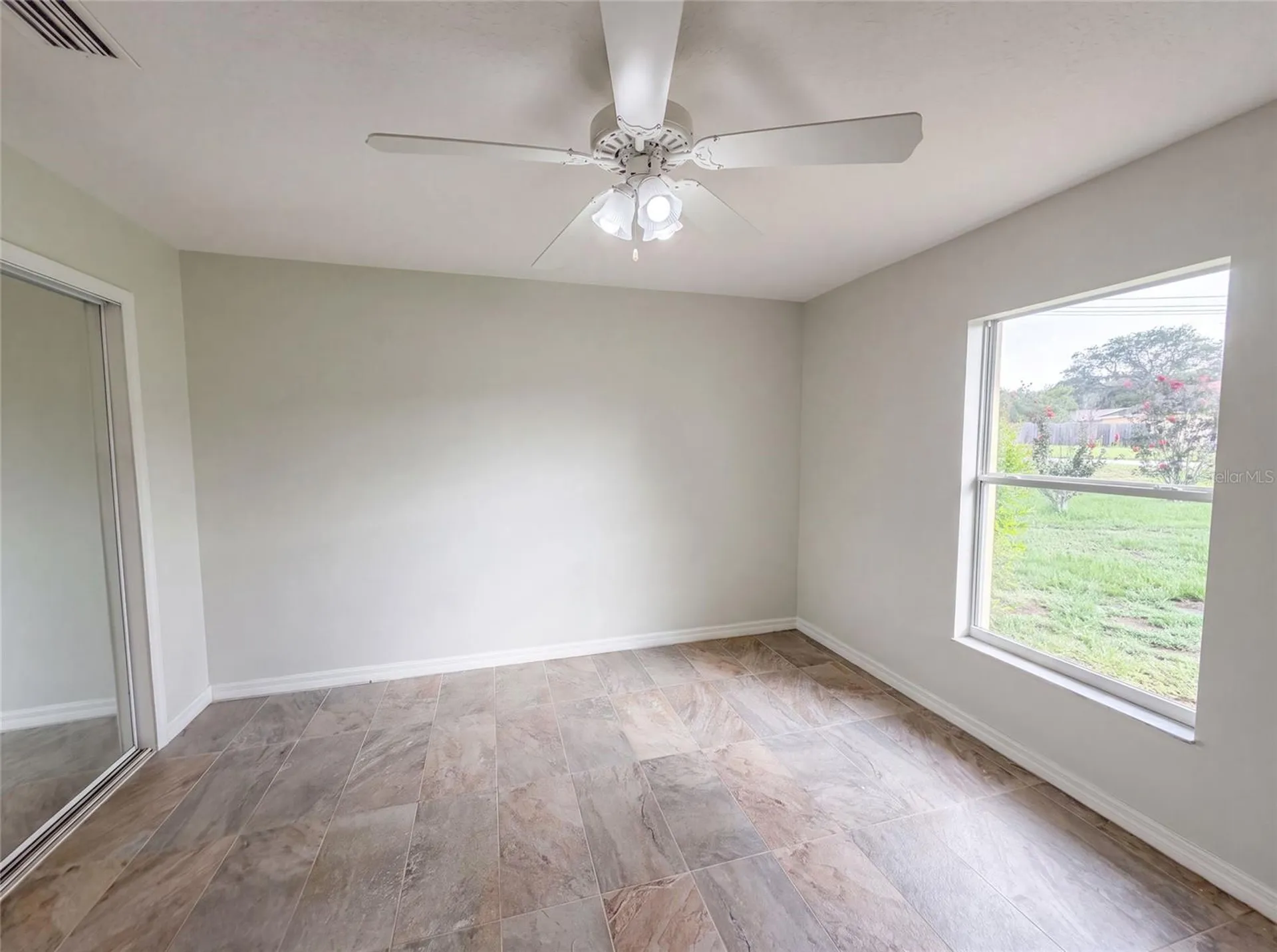 314 Dupont Circle Howey In The Hills FL 34737