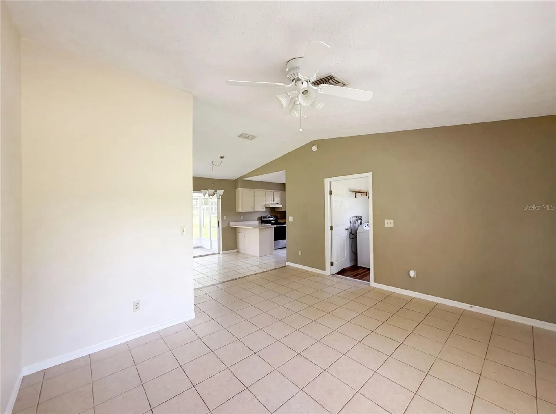 1870 SW Valencia Heights Avenue Dunnellon FL 34431