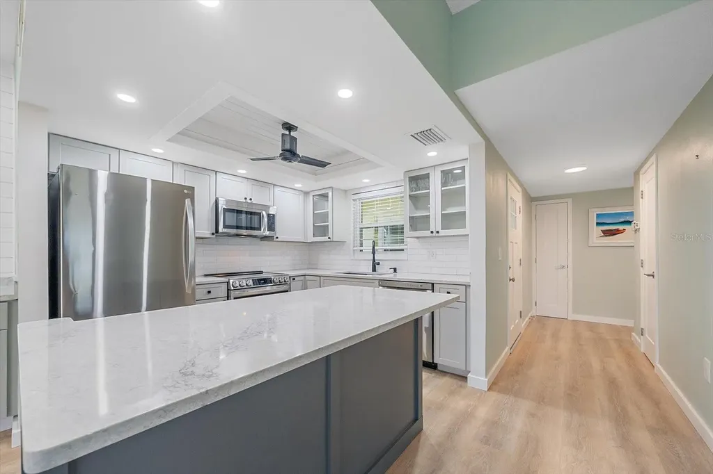 5865 Tidewood Avenue Sarasota FL 34231