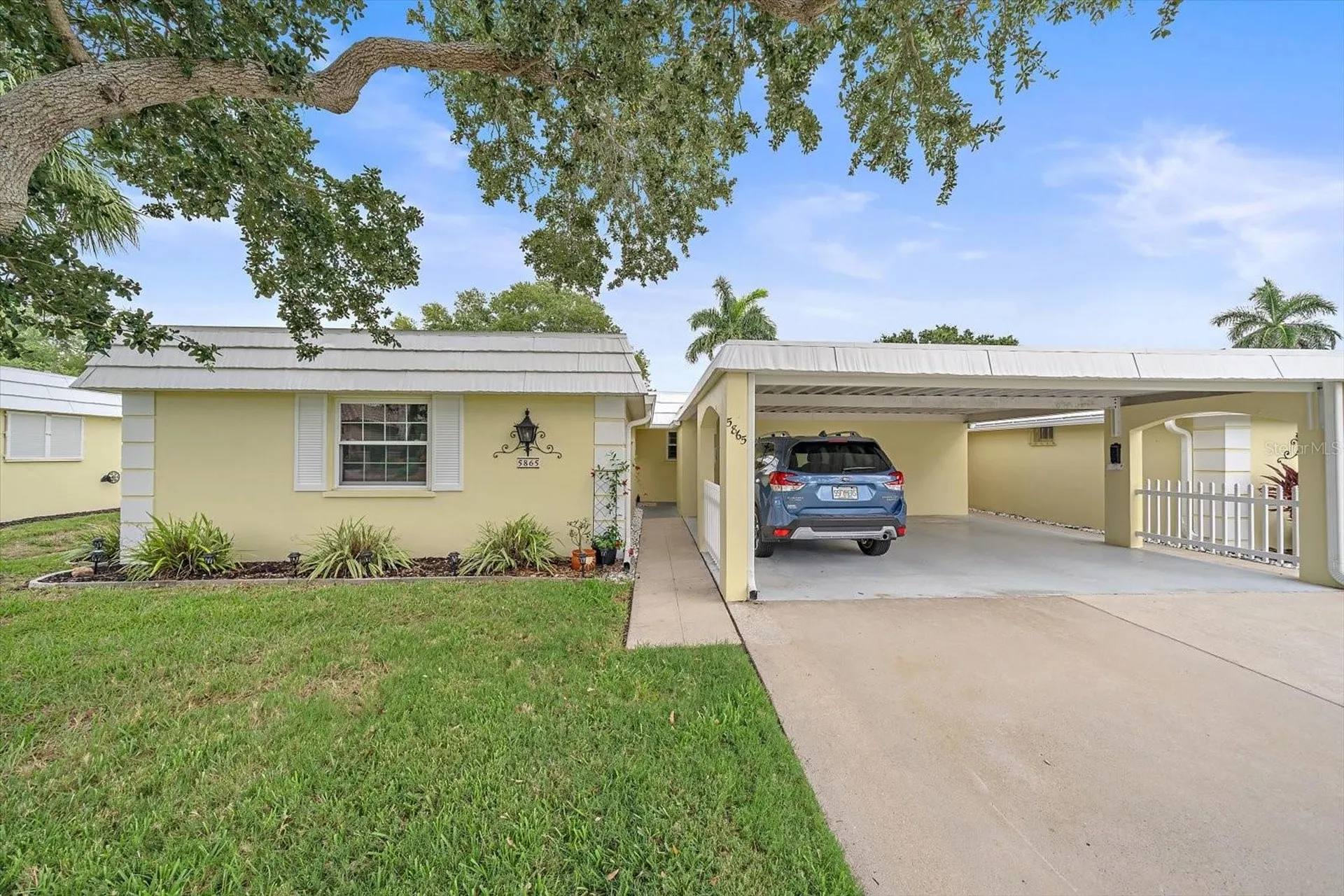 5865 Tidewood Avenue Sarasota FL 34231
