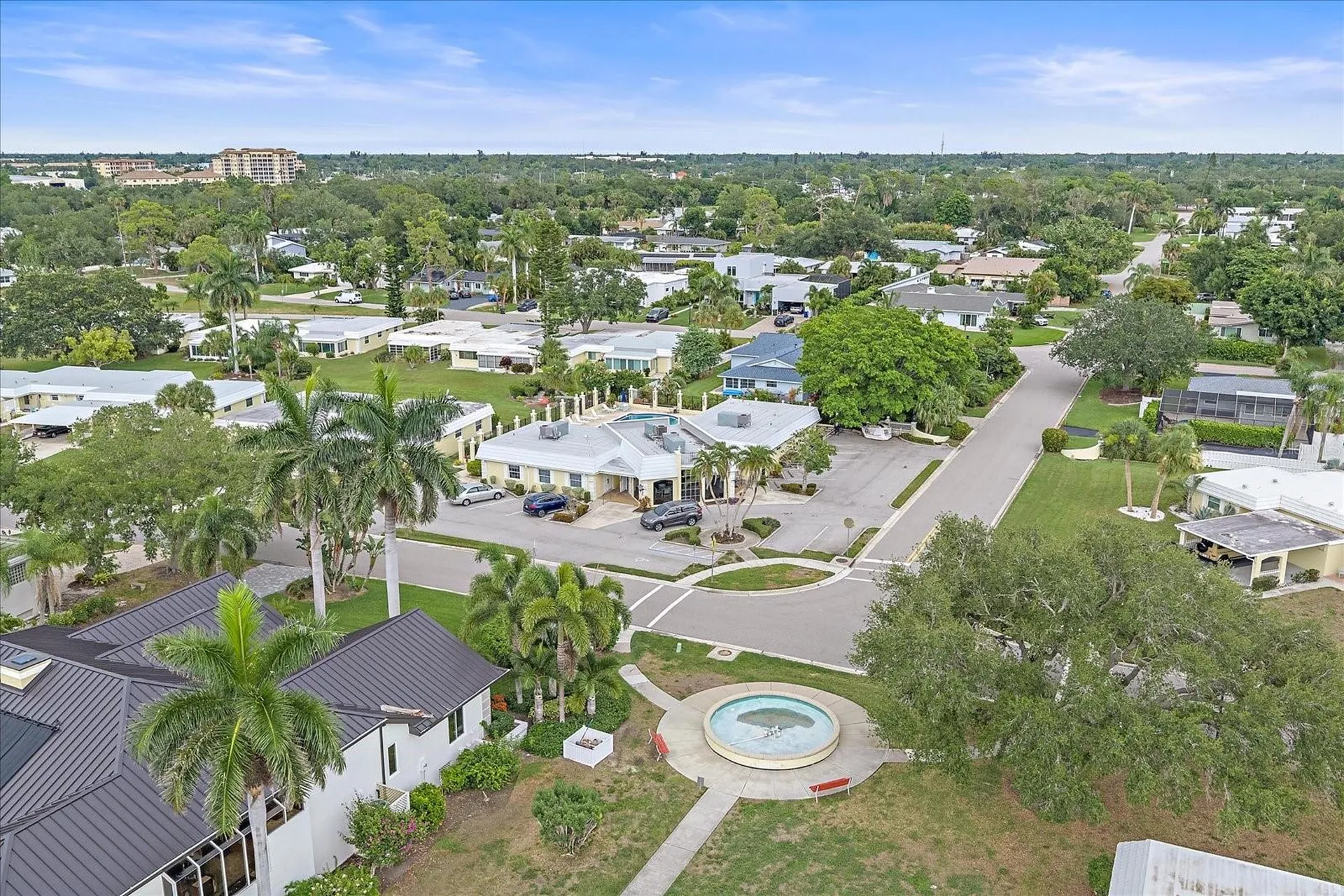 5865 Tidewood Avenue Sarasota FL 34231