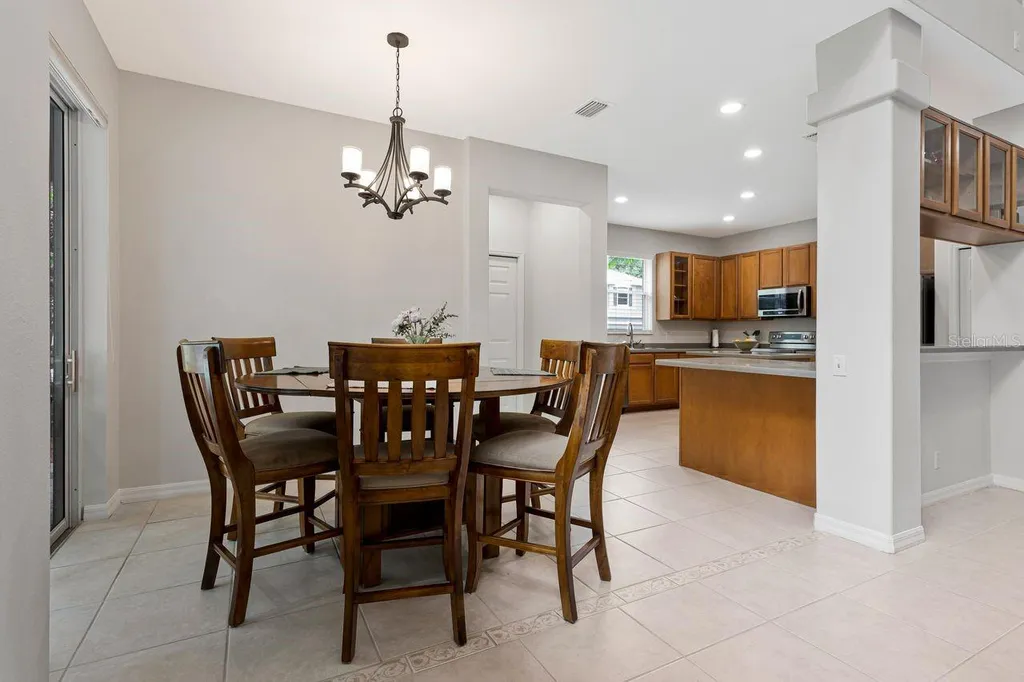 2328 Messenger Circle Safety Harbor FL 34695