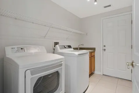 2328 Messenger Circle Safety Harbor FL 34695