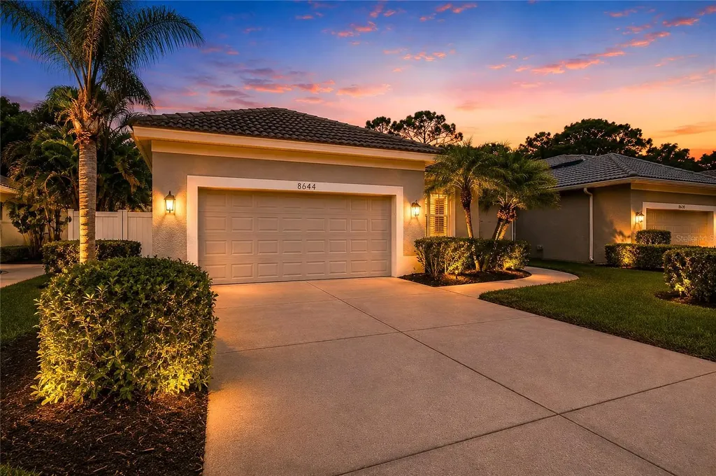 8644 54th Avenue Circle E Bradenton FL 34211