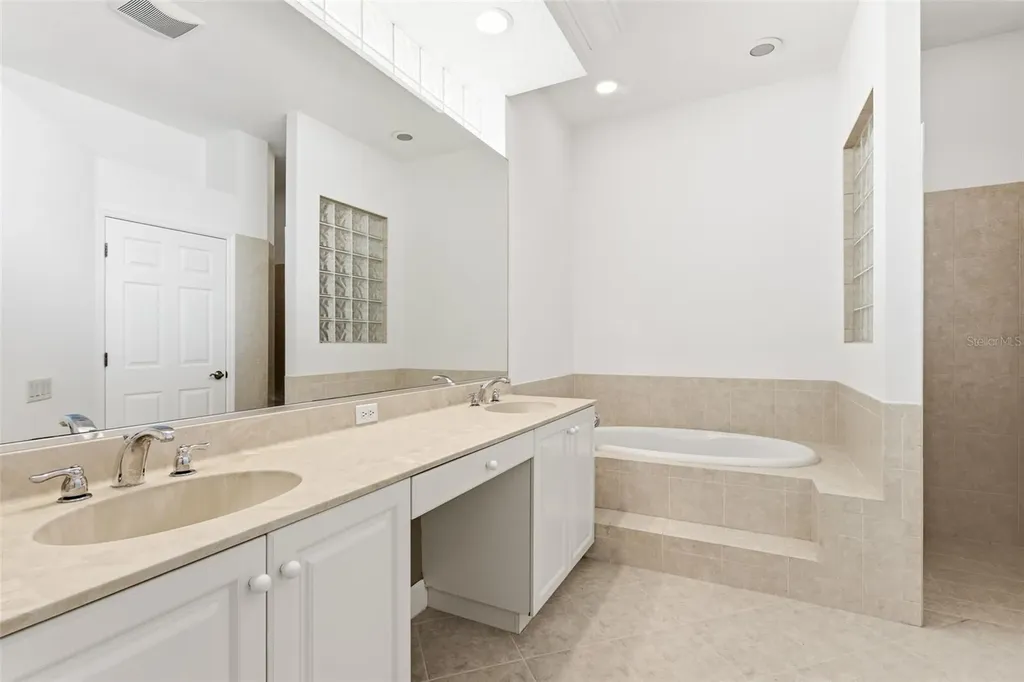 8644 54th Avenue Circle E Bradenton FL 34211