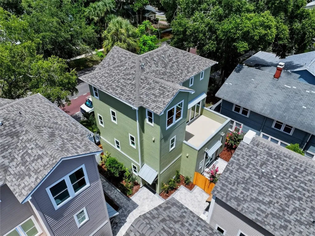 2540 1st Avenue N St Petersburg FL 33713