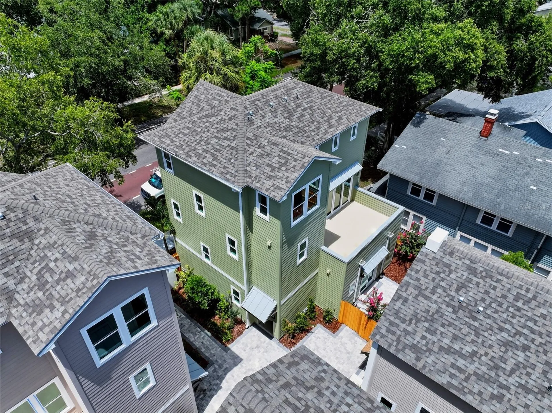 2540 1st Avenue N St Petersburg FL 33713