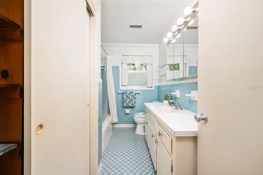 3919 SW 4th Place Gainesville FL 32607