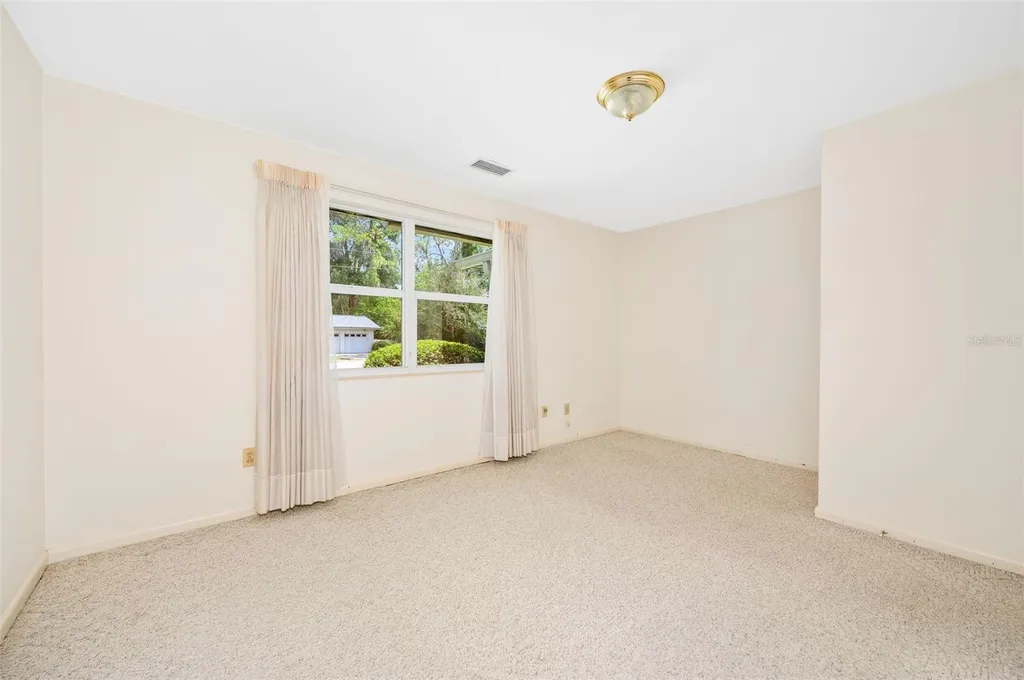3919 SW 4th Place Gainesville FL 32607