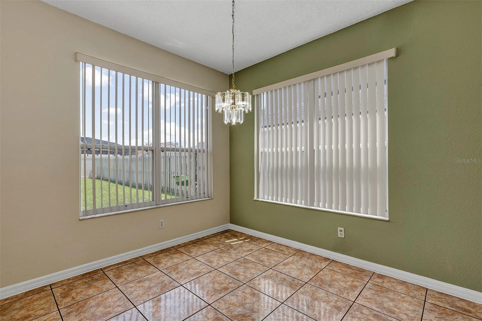 4921 Casa Vista Drive Orlando FL 32837