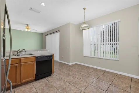 4921 Casa Vista Drive Orlando FL 32837