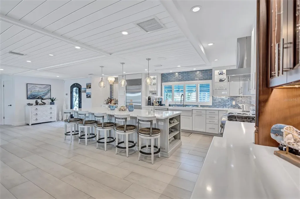 571 Ranger Lane Longboat Key FL 34228