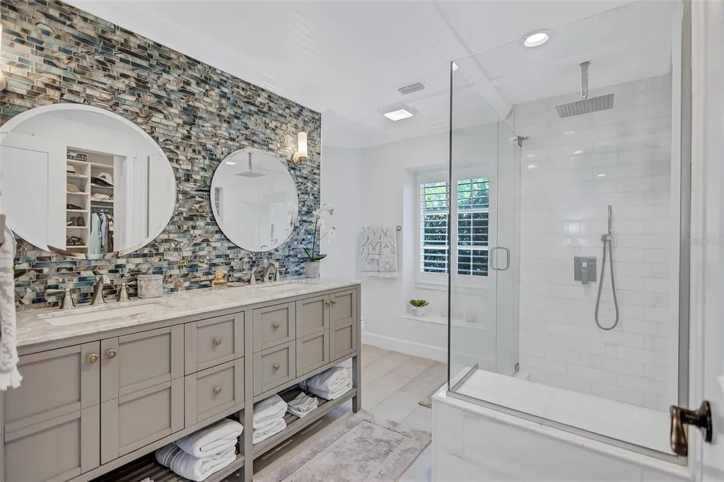 571 Ranger Lane Longboat Key FL 34228