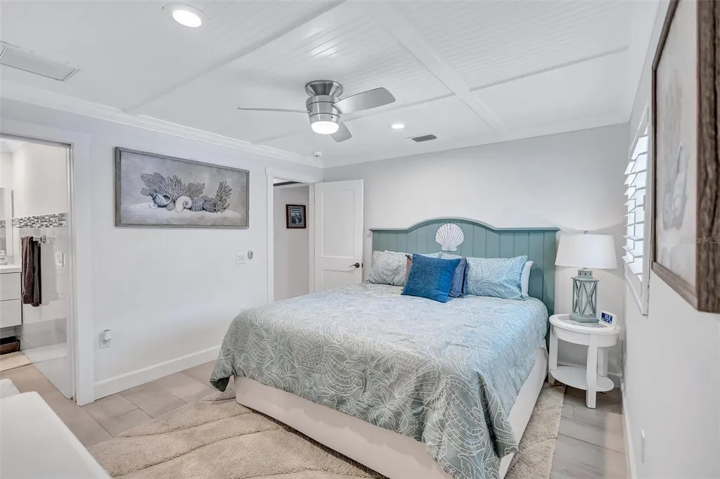 571 Ranger Lane Longboat Key FL 34228