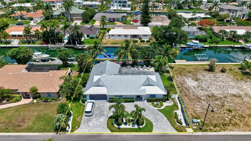 571 Ranger Lane Longboat Key FL 34228