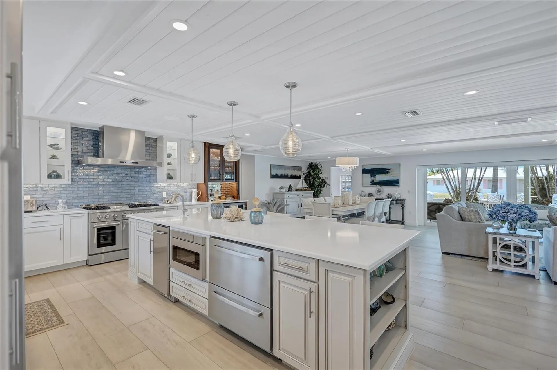 571 Ranger Lane Longboat Key FL 34228