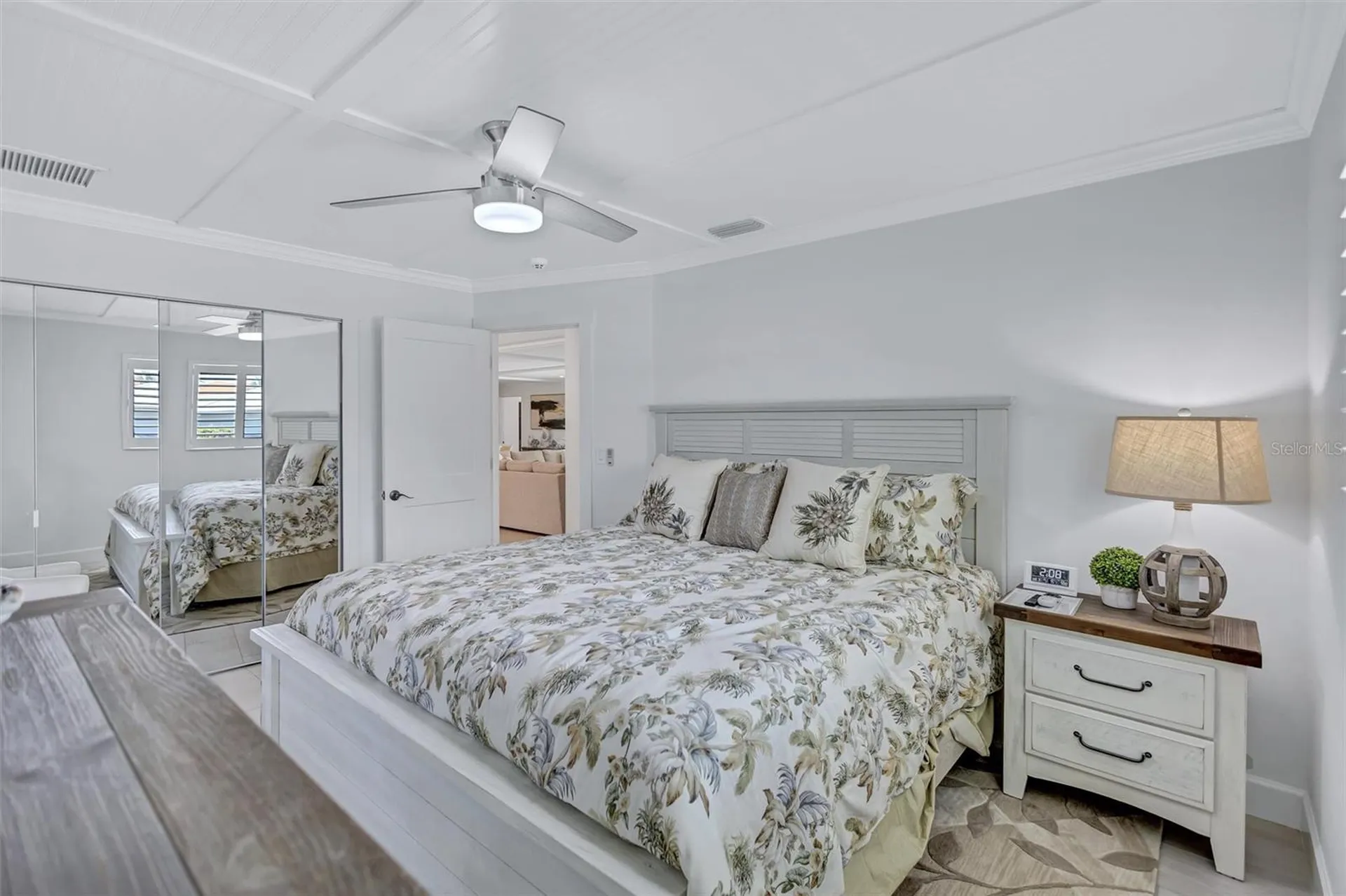 571 Ranger Lane Longboat Key FL 34228