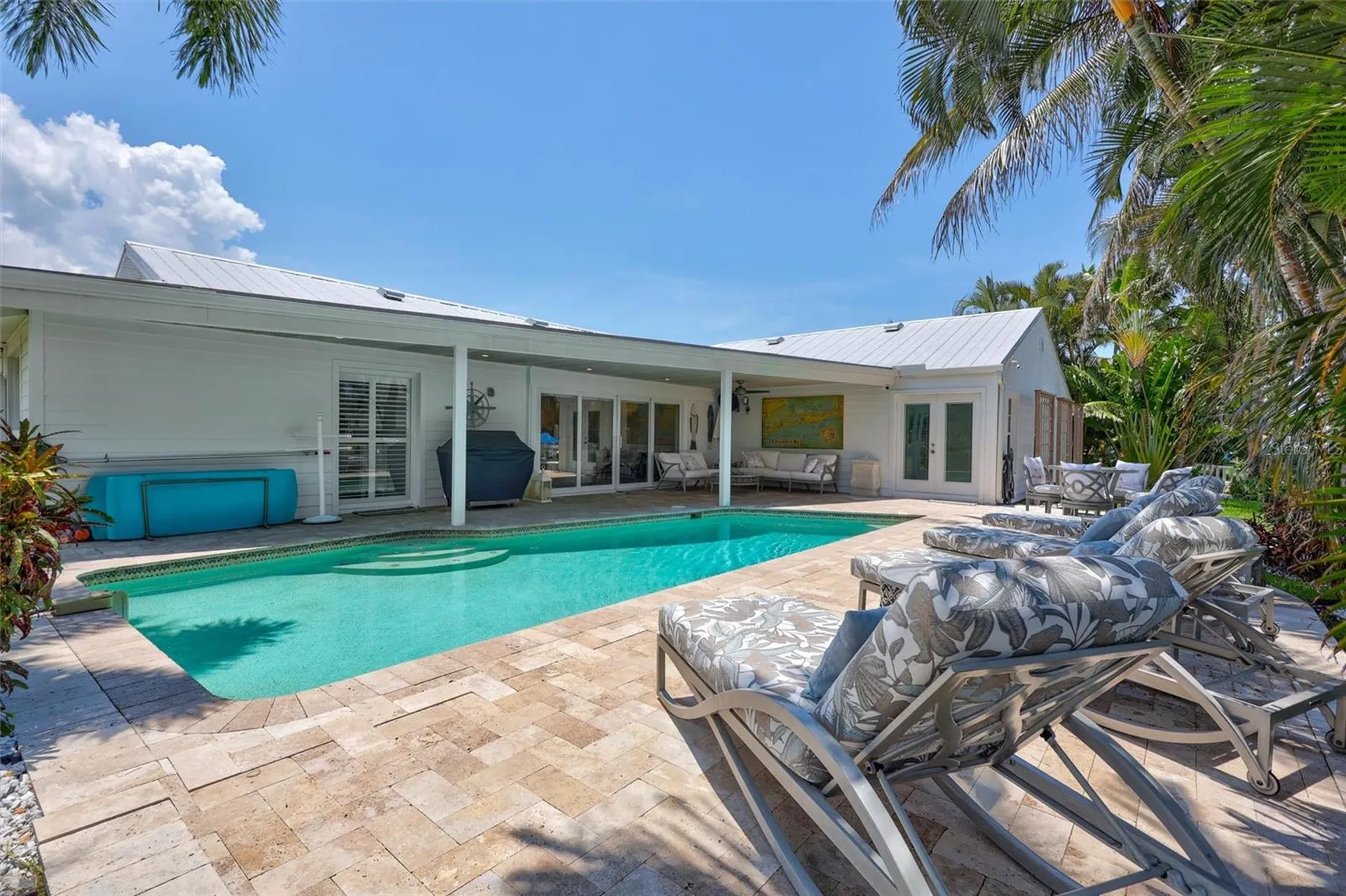 571 Ranger Lane Longboat Key FL 34228