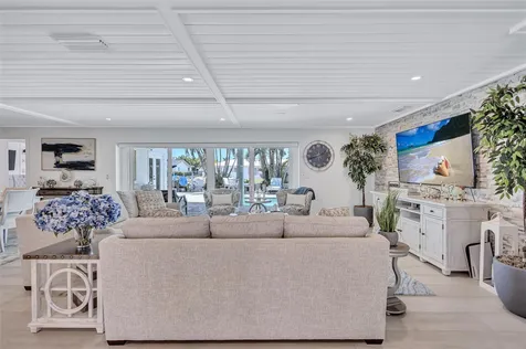 571 Ranger Lane Longboat Key FL 34228