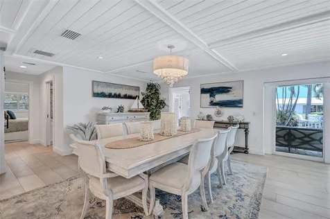 571 Ranger Lane Longboat Key FL 34228