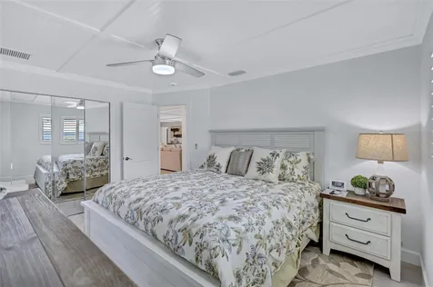571 Ranger Lane Longboat Key FL 34228