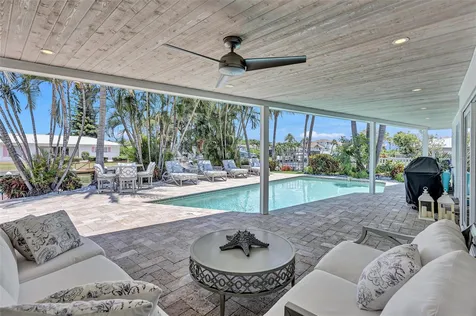 571 Ranger Lane Longboat Key FL 34228