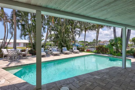 571 Ranger Lane Longboat Key FL 34228