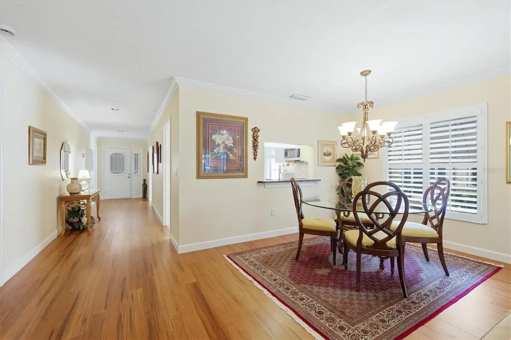 5435 Chanteclaire Sarasota FL 34235