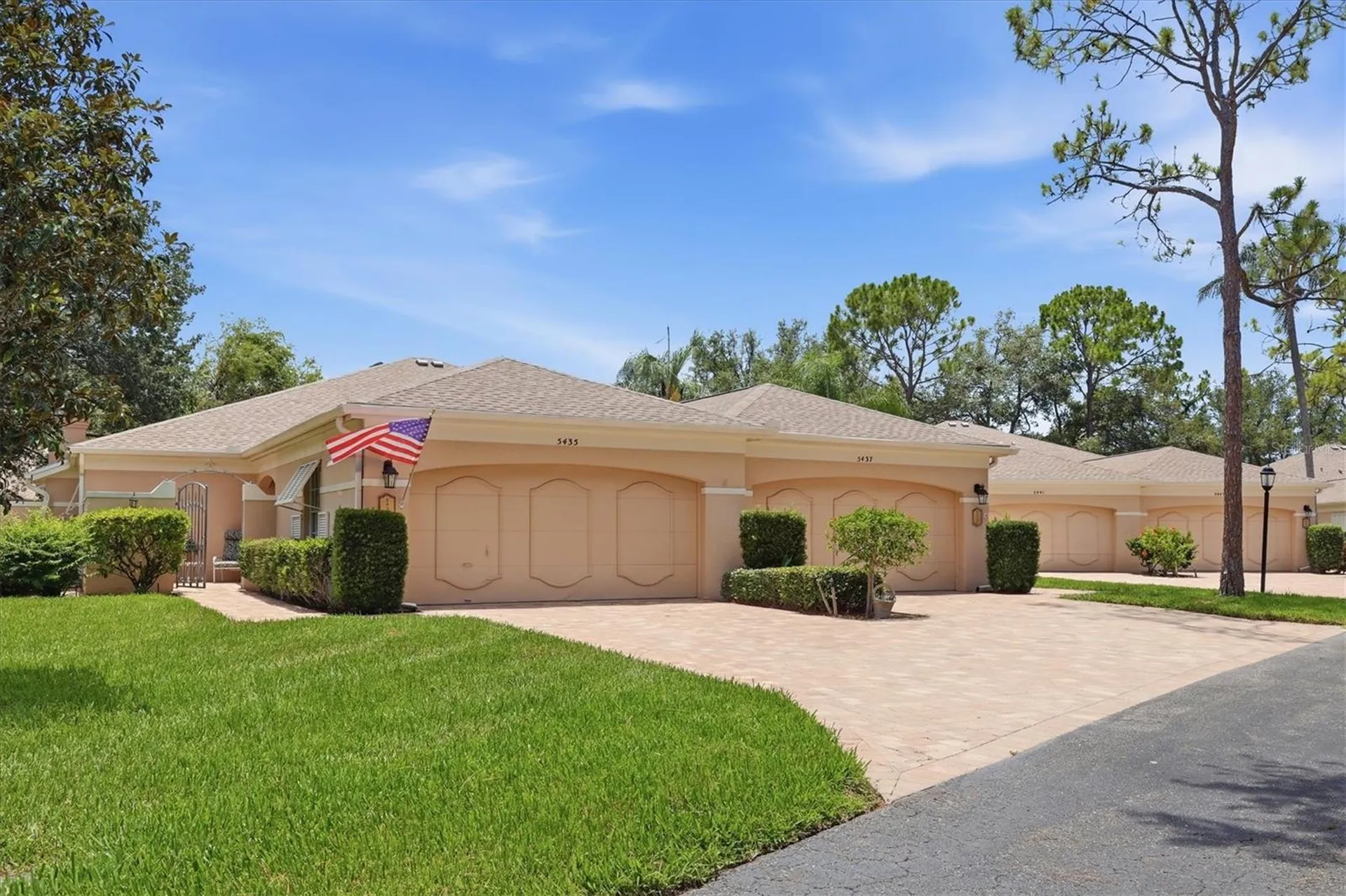 5435 Chanteclaire Sarasota FL 34235