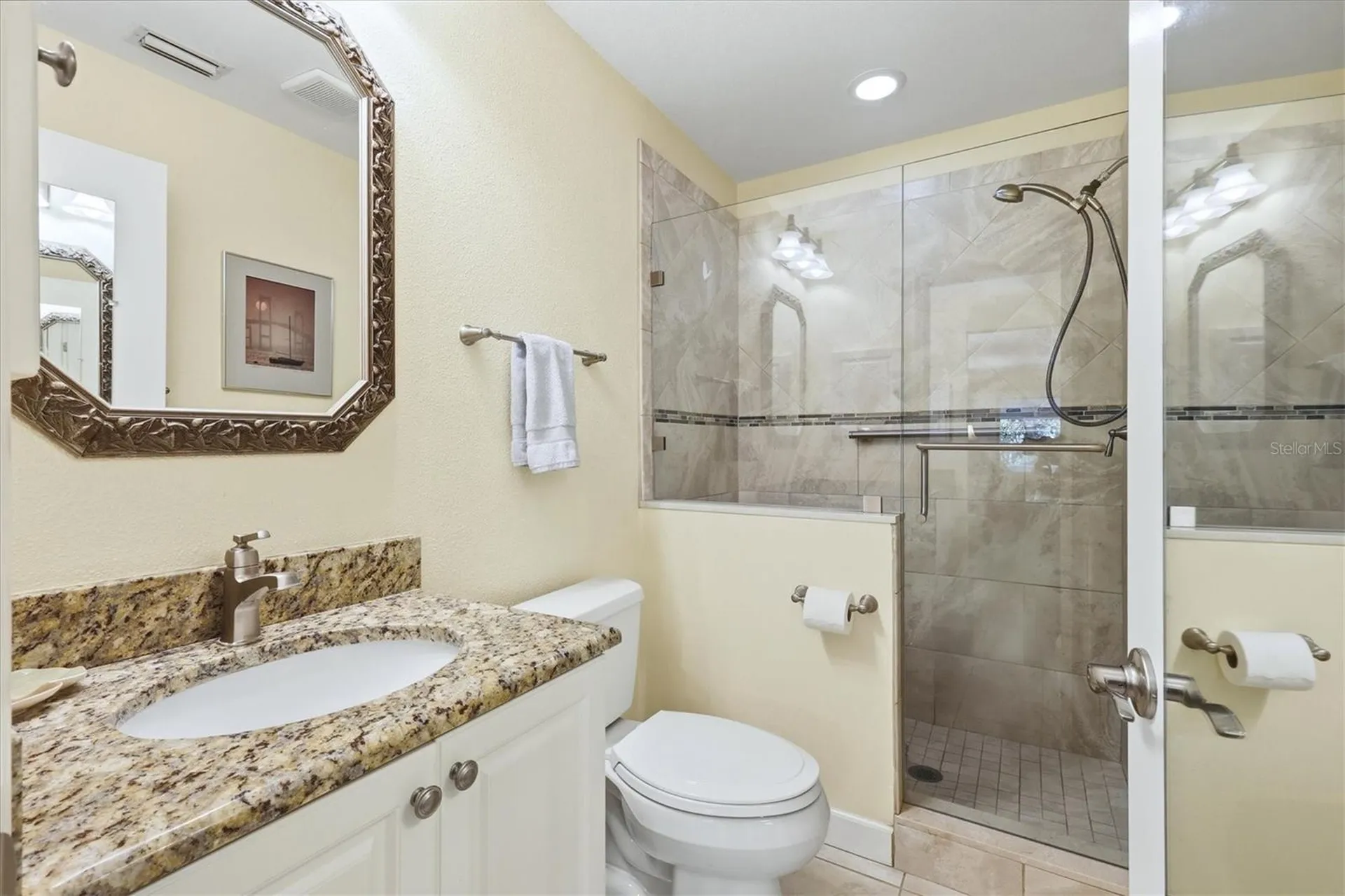 5435 Chanteclaire Sarasota FL 34235