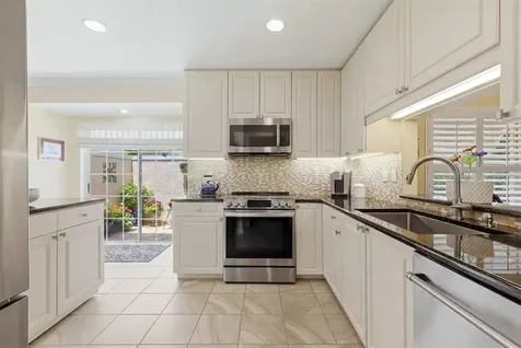 5435 Chanteclaire Sarasota FL 34235