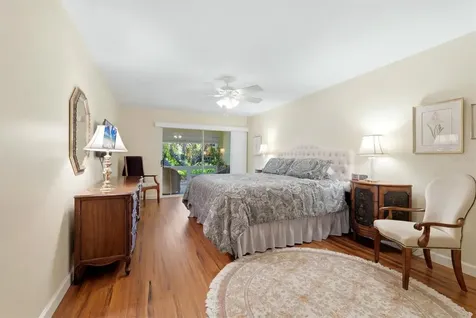 5435 Chanteclaire Sarasota FL 34235