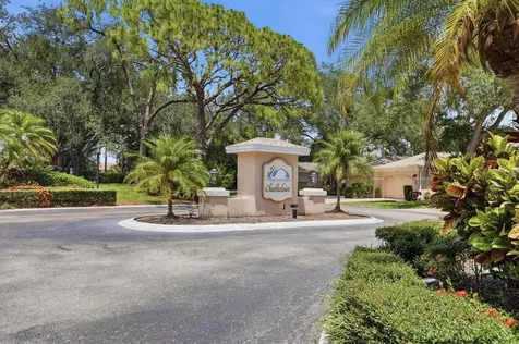 5435 Chanteclaire Sarasota FL 34235