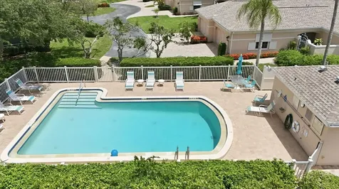 5435 Chanteclaire Sarasota FL 34235