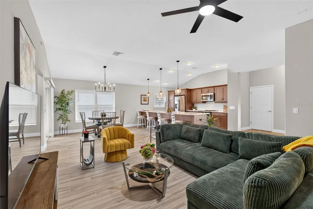 4686 Hiles Place The Villages FL 32163