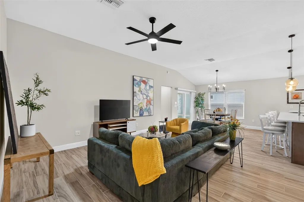4686 Hiles Place The Villages FL 32163