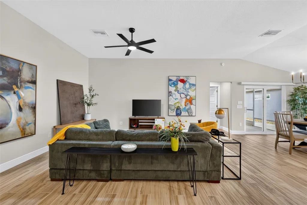 4686 Hiles Place The Villages FL 32163