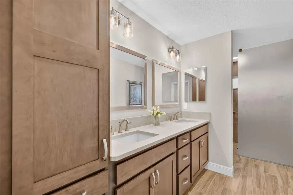 4686 Hiles Place The Villages FL 32163