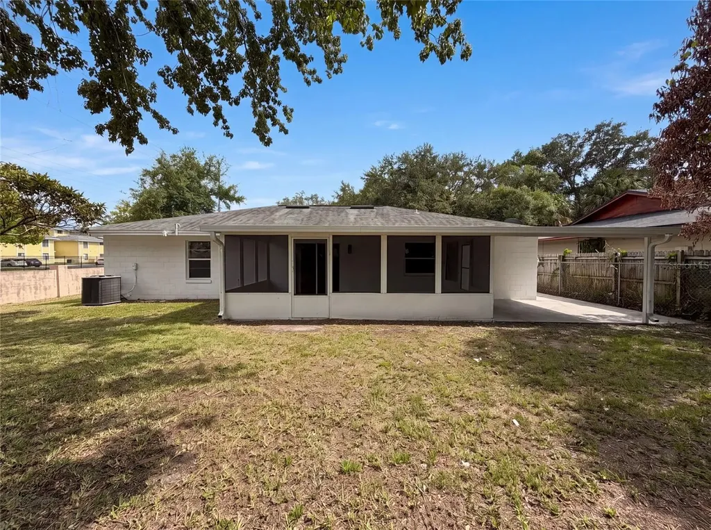2401 Myakka Drive Orlando FL 32839
