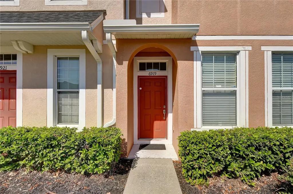 6919 Towering Spruce Drive Riverview FL 33578
