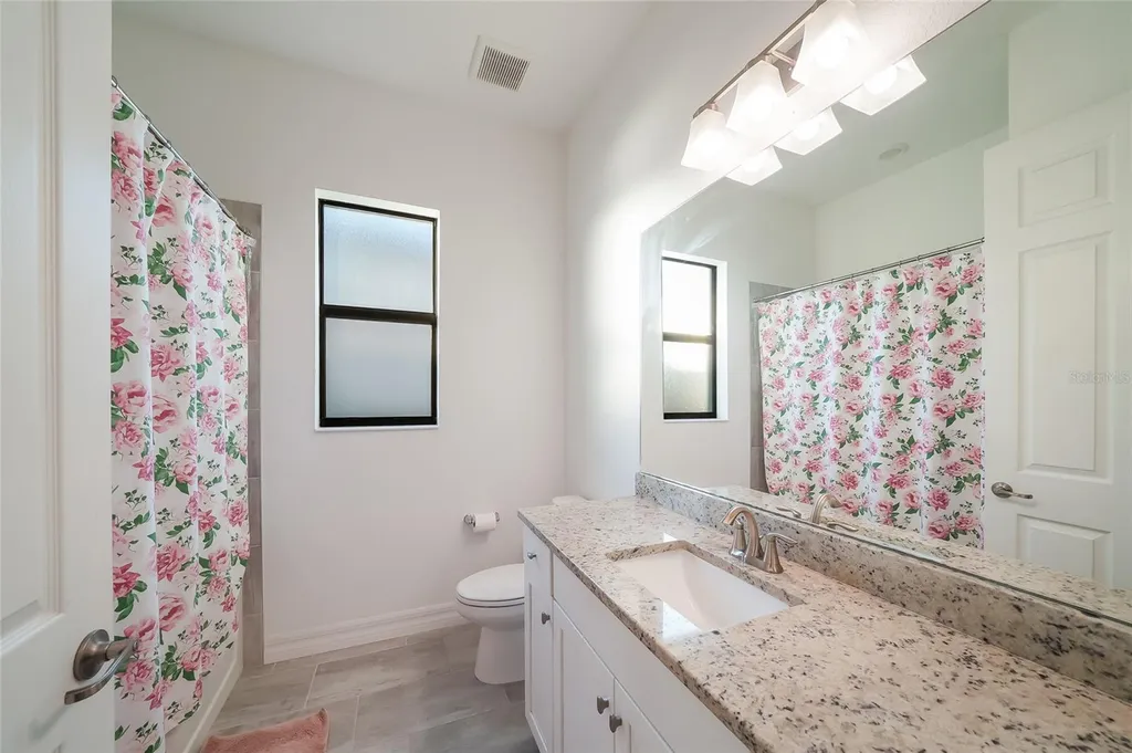 17528 Polo Trail Lakewood Ranch FL 34211